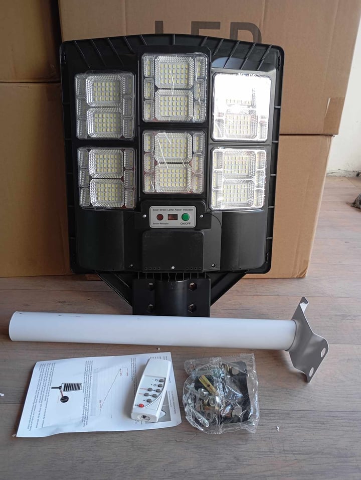 Heavy Duty Integrated Solar Light - 500W